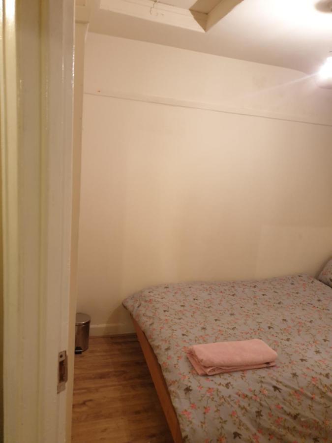Splendid 4Bedrooms Shared Home Manchester Esterno foto