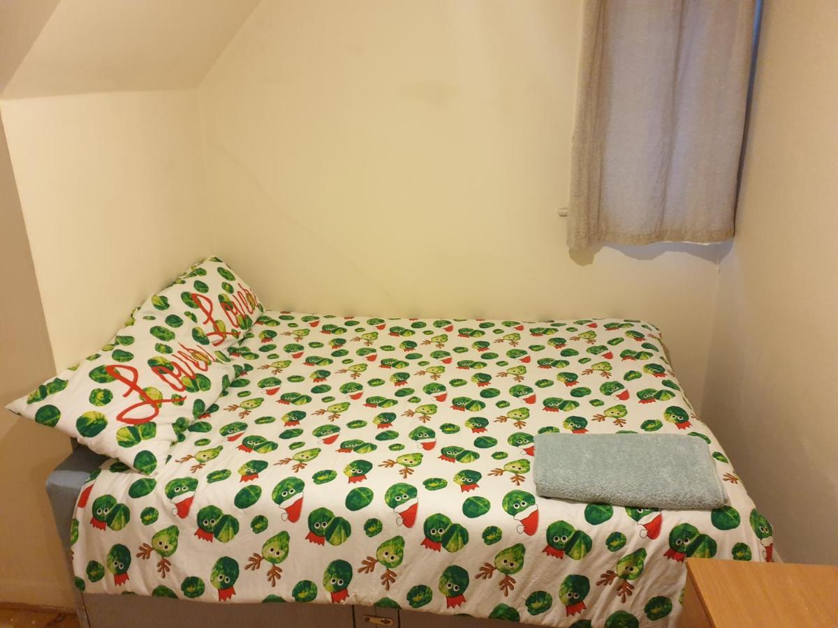 Splendid 4Bedrooms Shared Home Manchester Esterno foto