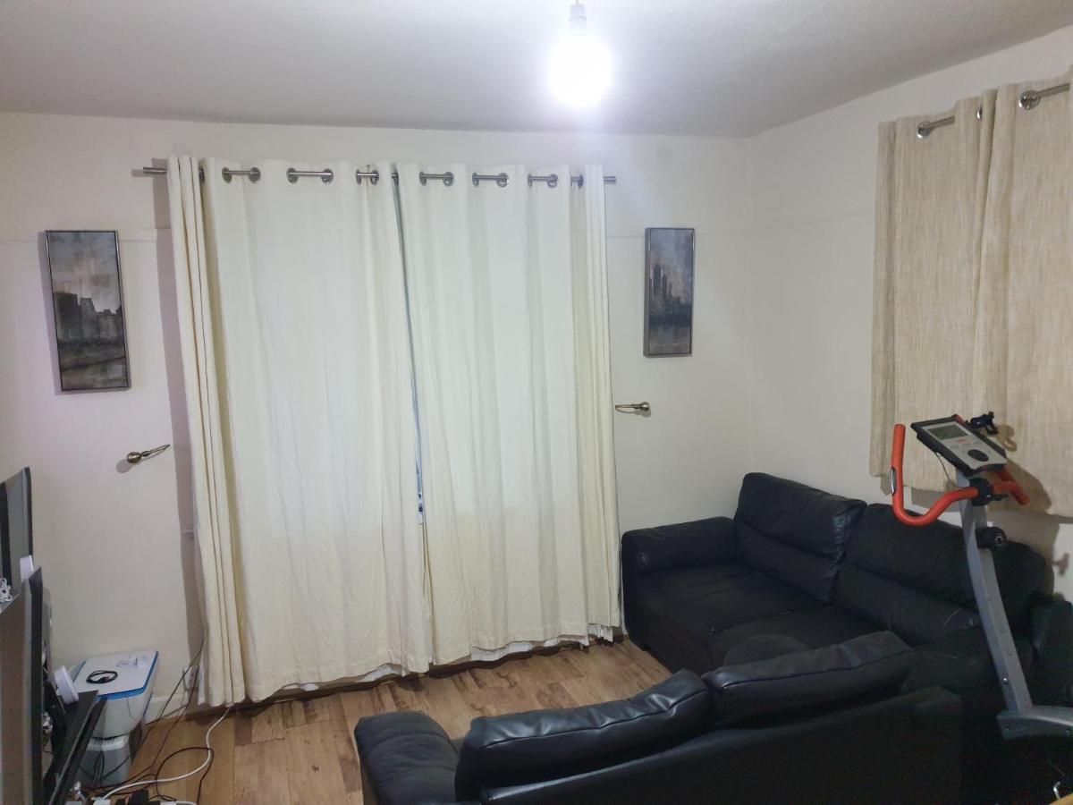 Splendid 4Bedrooms Shared Home Manchester Esterno foto