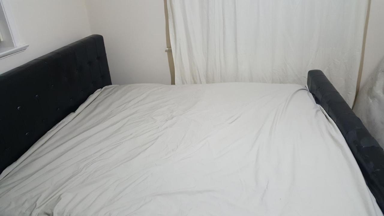 Splendid 4Bedrooms Shared Home Manchester Esterno foto