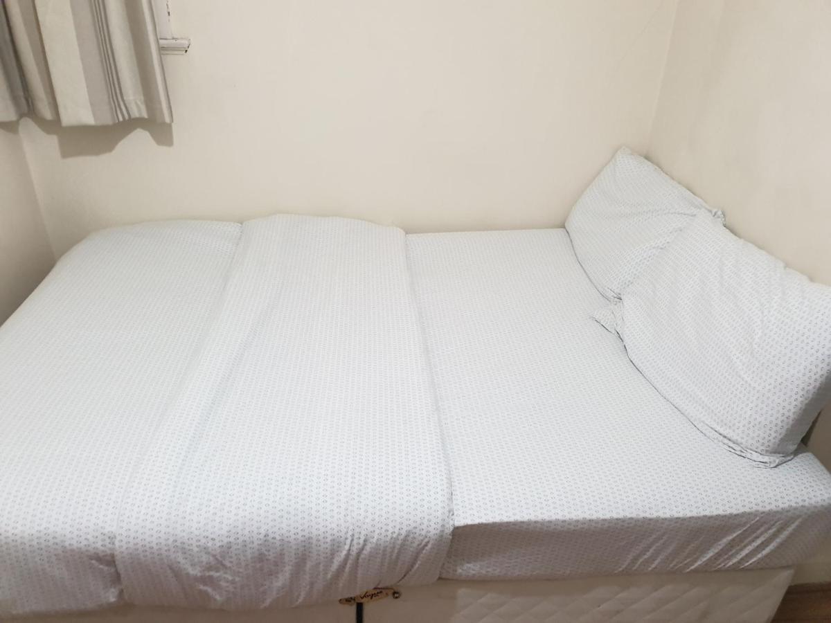 Splendid 4Bedrooms Shared Home Manchester Esterno foto