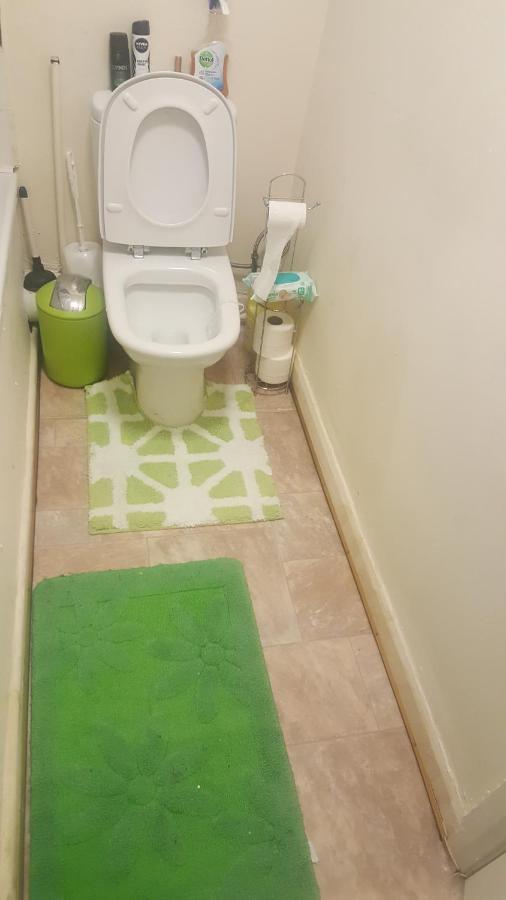 Splendid 4Bedrooms Shared Home Manchester Esterno foto