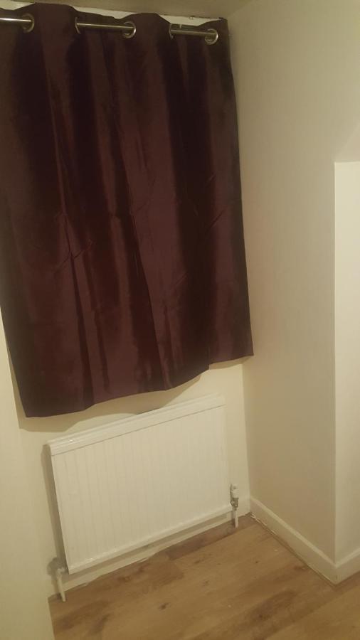 Splendid 4Bedrooms Shared Home Manchester Esterno foto